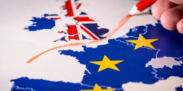 Qytetarët e BE-së që u larguan gjatë pandemisë Covid mund te humbin të drejtën për të qëndruar në Britani